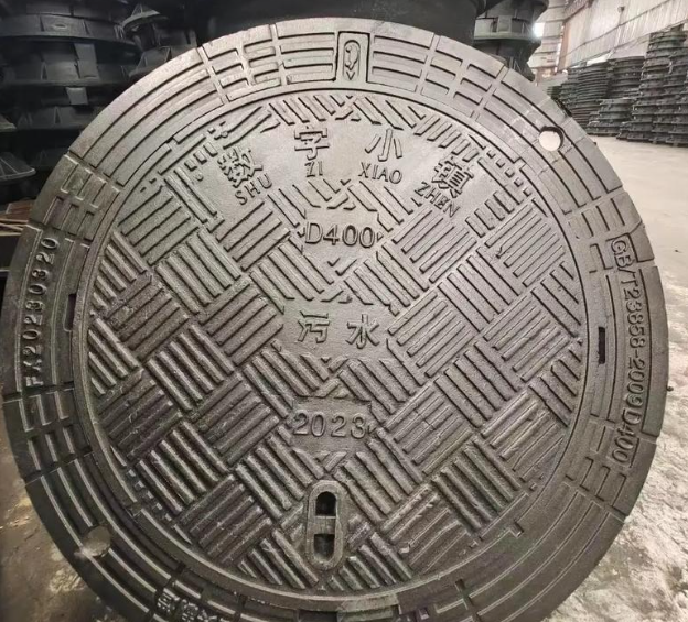 香格里拉球墨铸铁防沉降井盖展示